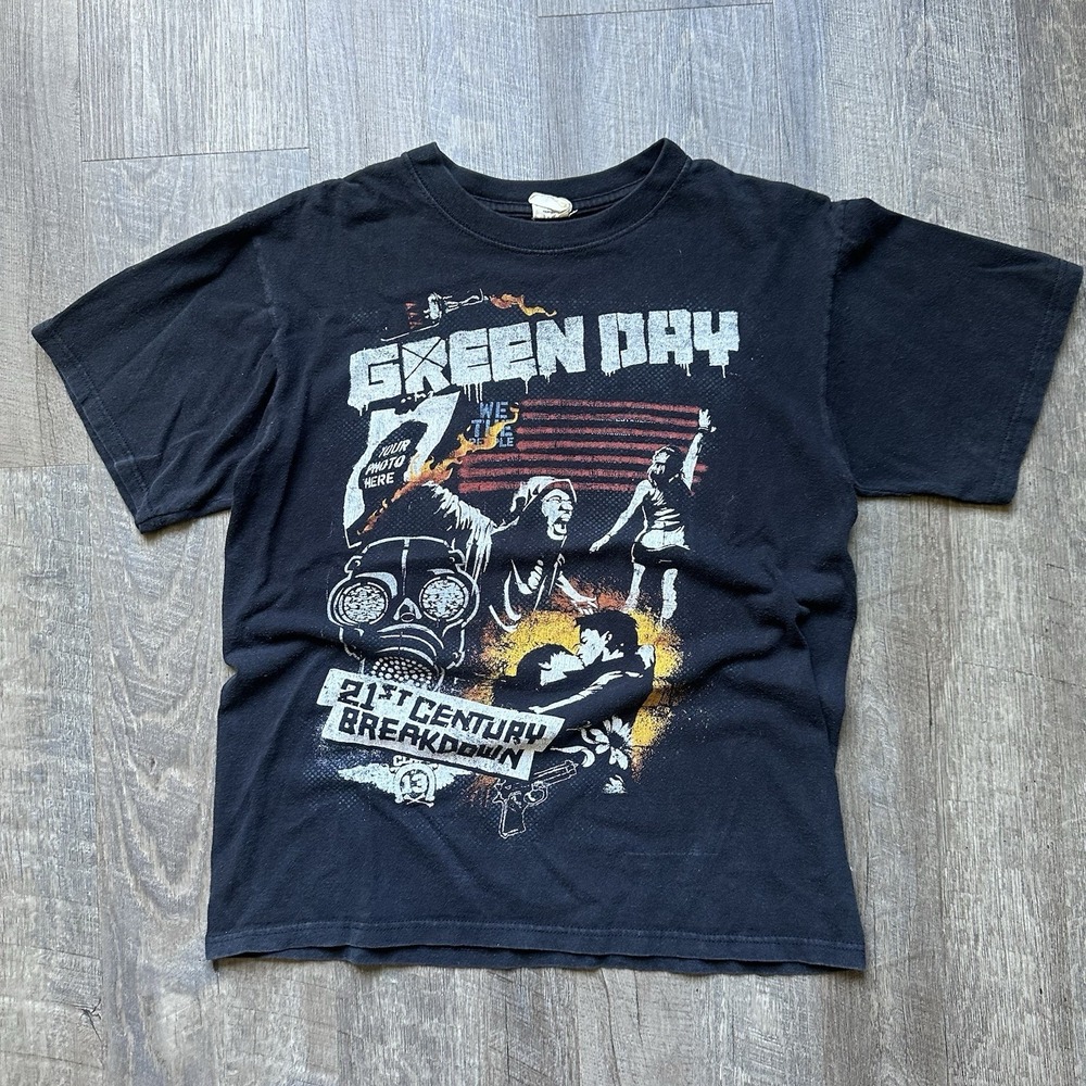 Green Day T Shirt M VTG 2010 21st‎ Century Breakdown Album Tour Concert Merch